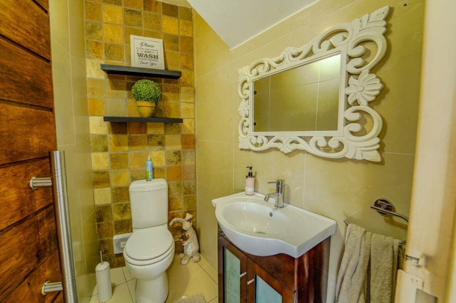 4 Bedroom Property for Sale in Dan Pienaar Free State
